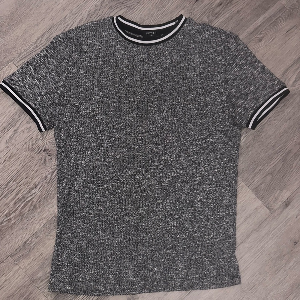 Men's Gray Knit T-Shirt